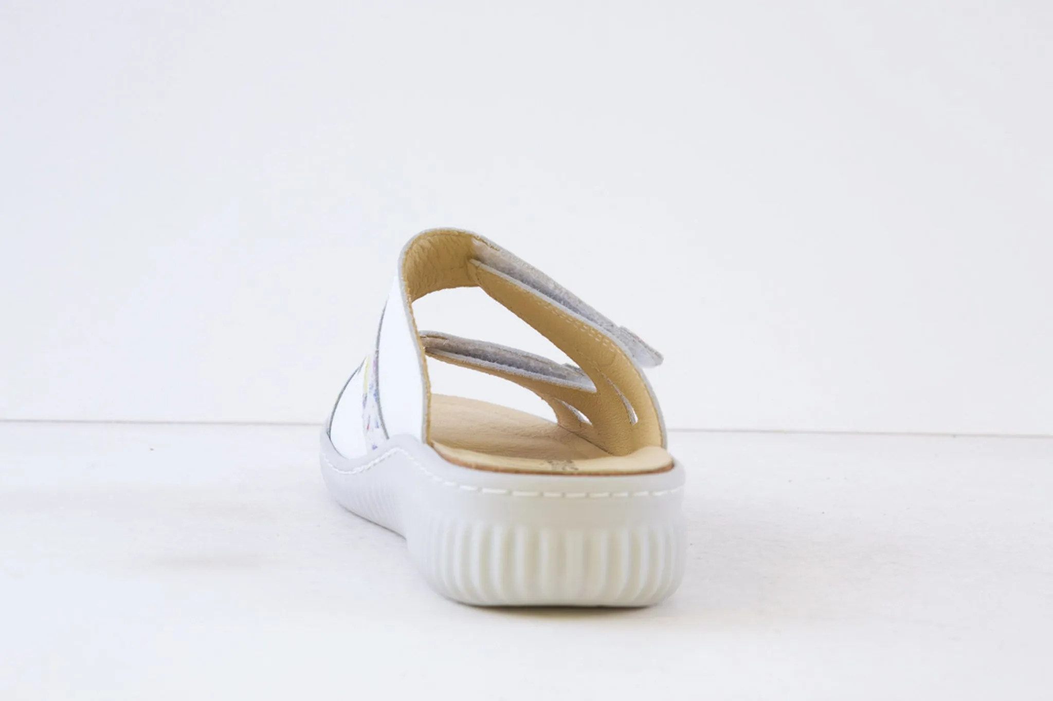 BELVIDA - 47.200 FLAT DOUBLE VELCRO MULE - WHITE