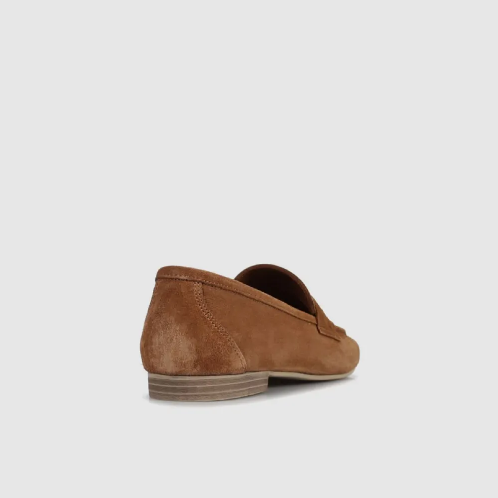 CHARLOTTE SUEDE LOAFER