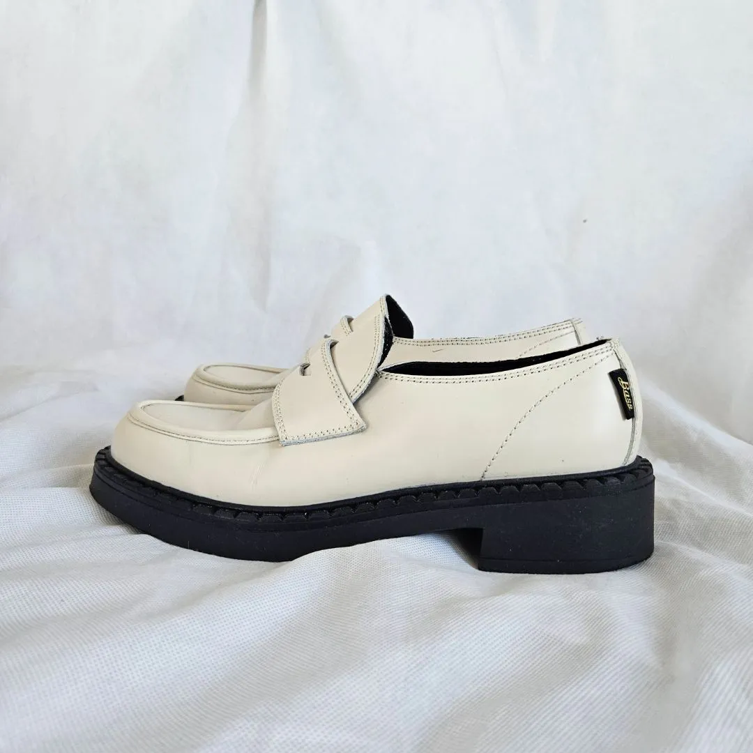 GH Bass white saddle loafer, 41