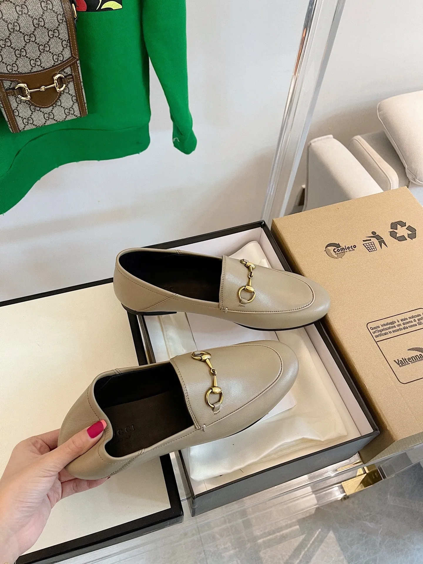 Gucci Sale ends today Trustworthy service BEIGE GG LOAFERS MULES