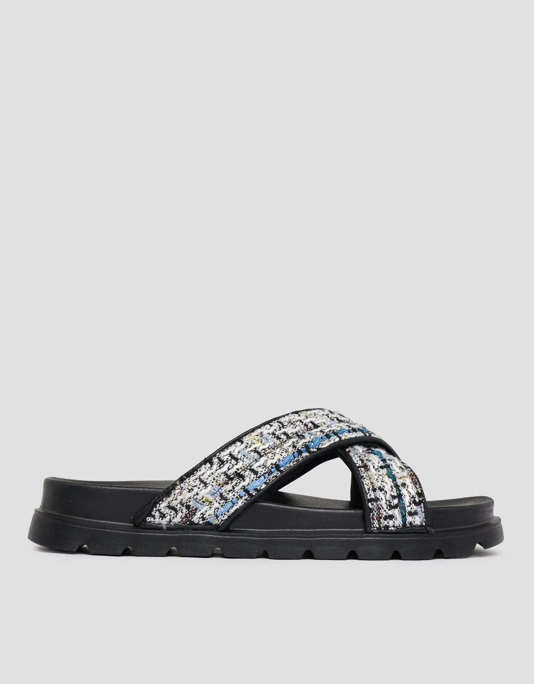 Nevada Beuaty Sandal Slipper Wanita