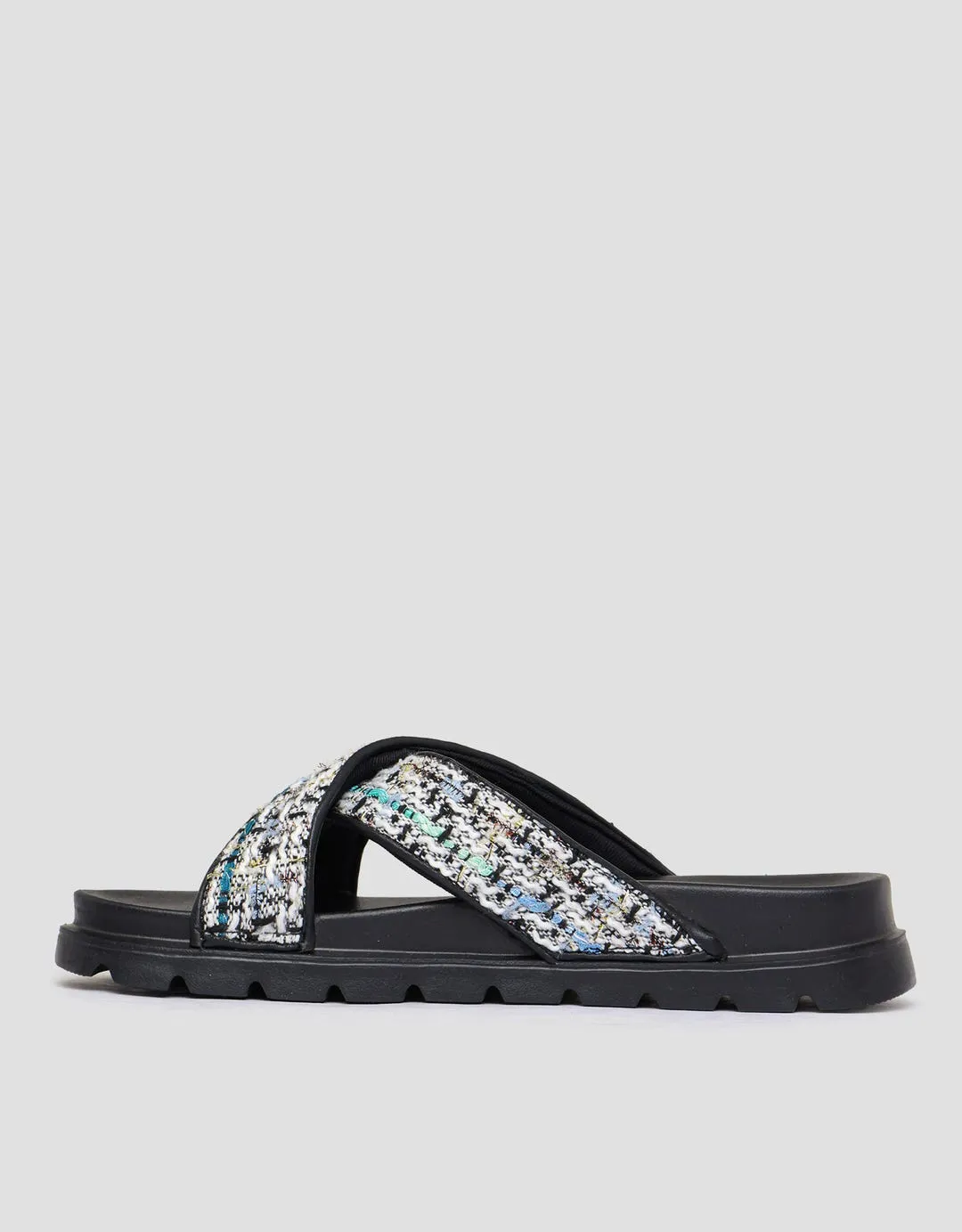 Nevada Beuaty Sandal Slipper Wanita