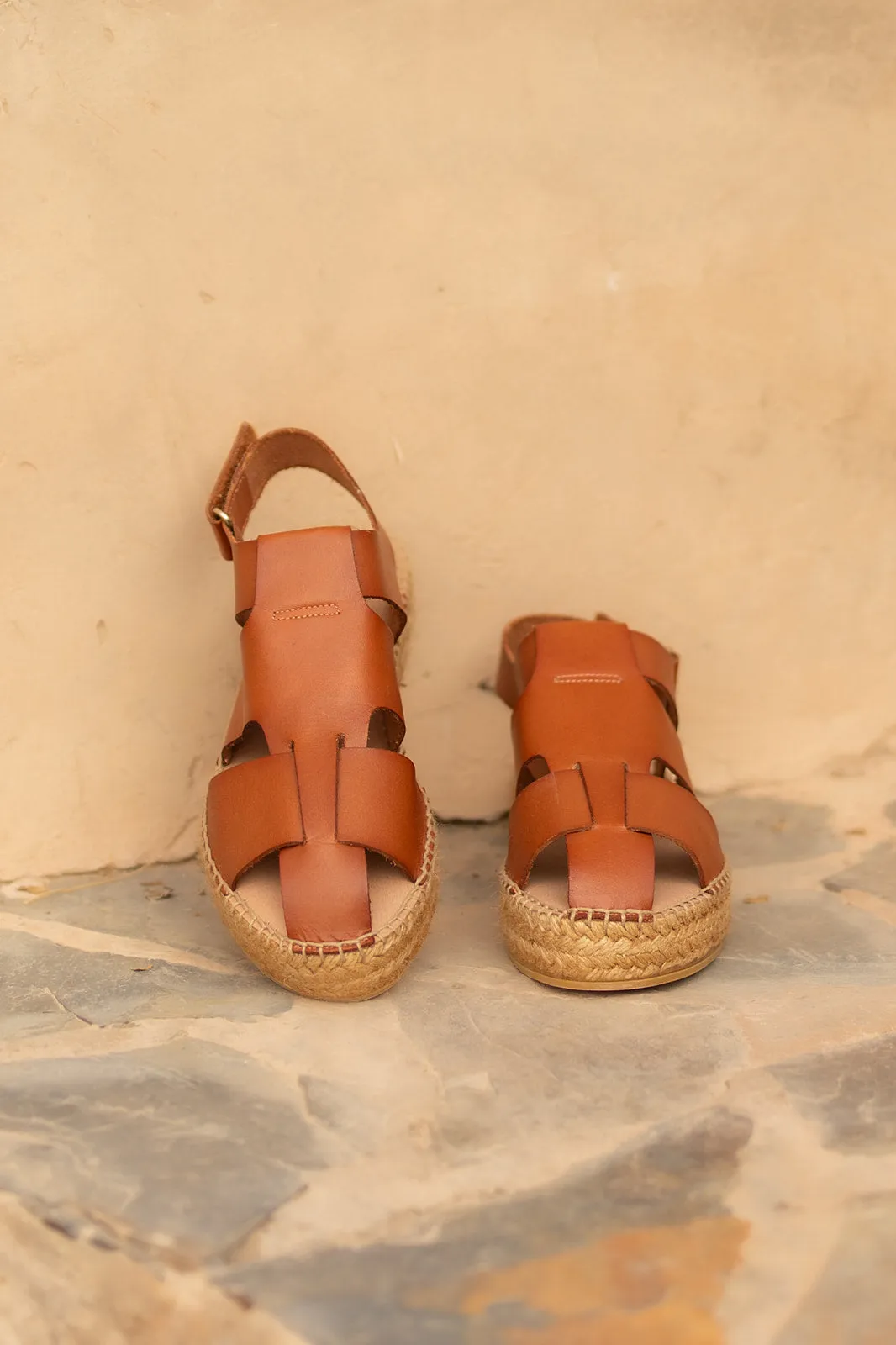 Nuwara espadrilles sandals in Cognac