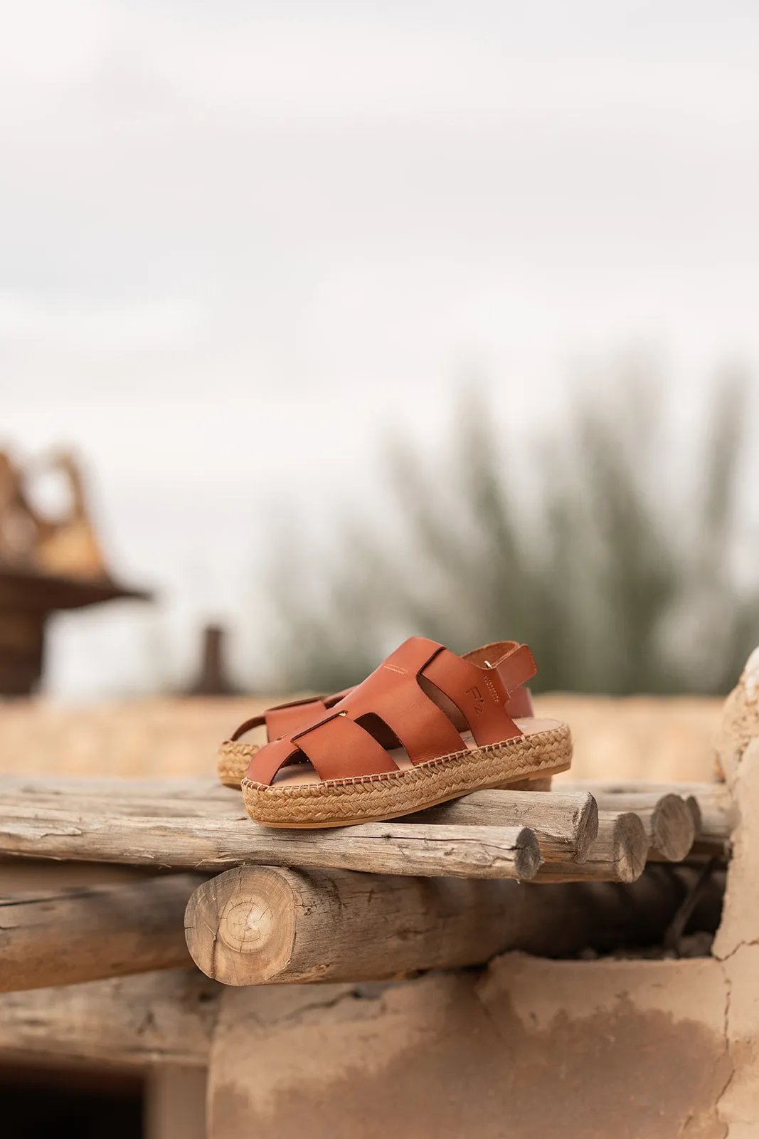 Nuwara espadrilles sandals in Cognac