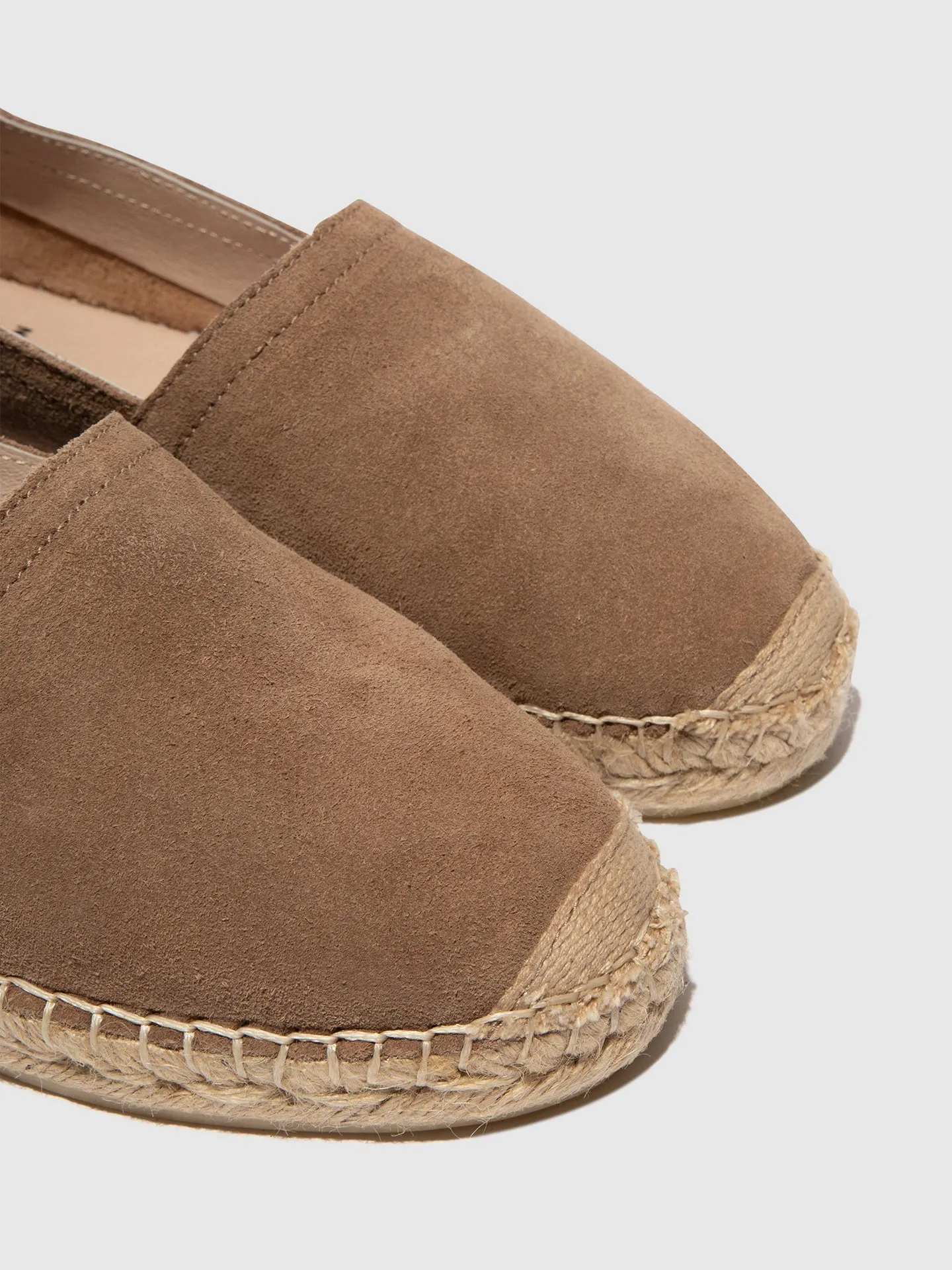 Slip-on Espadrilles SERJ548FLY TAUPE