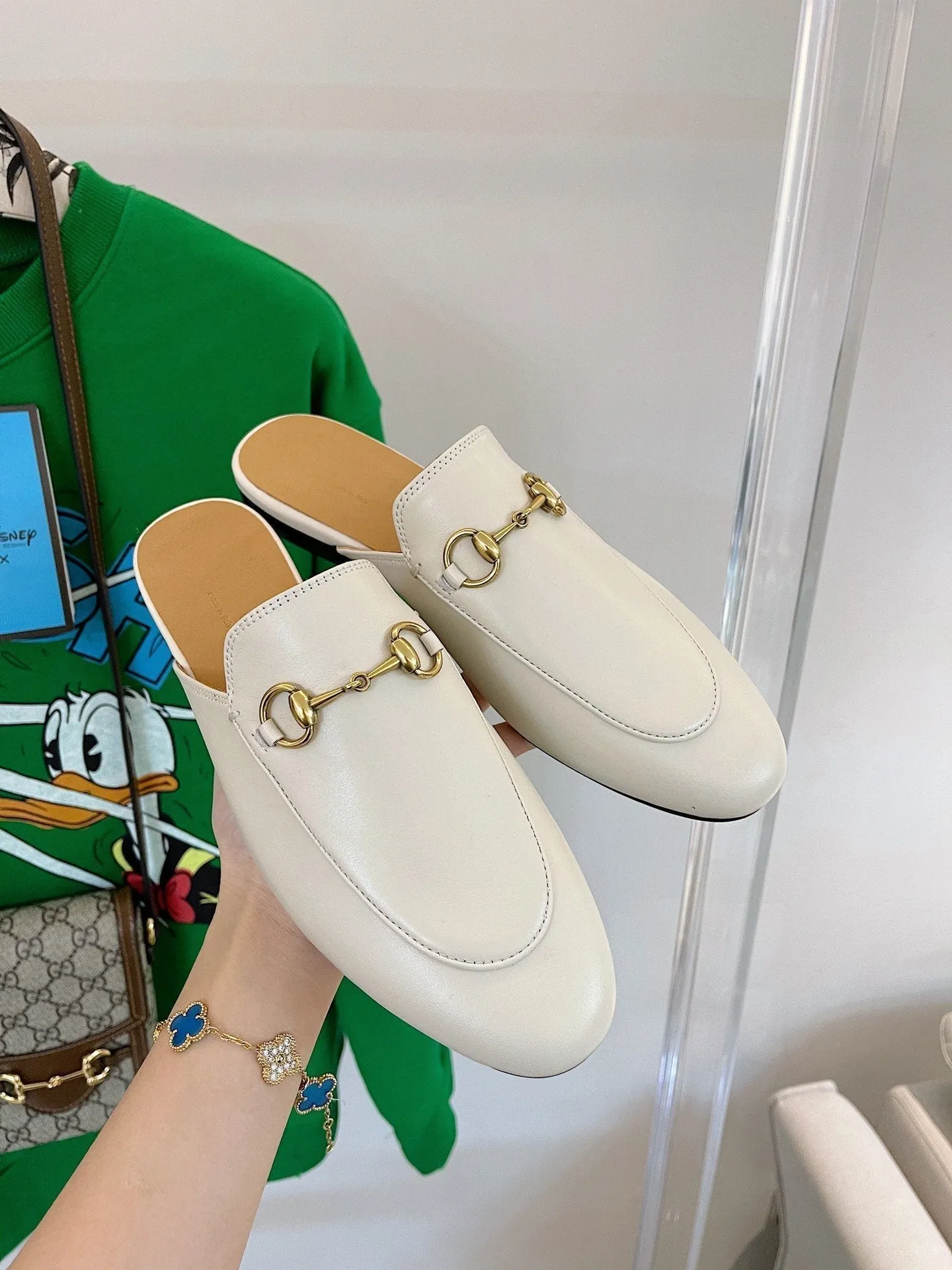 WHITE GG SLIPPER Best value Gucci MULES Secure shipping