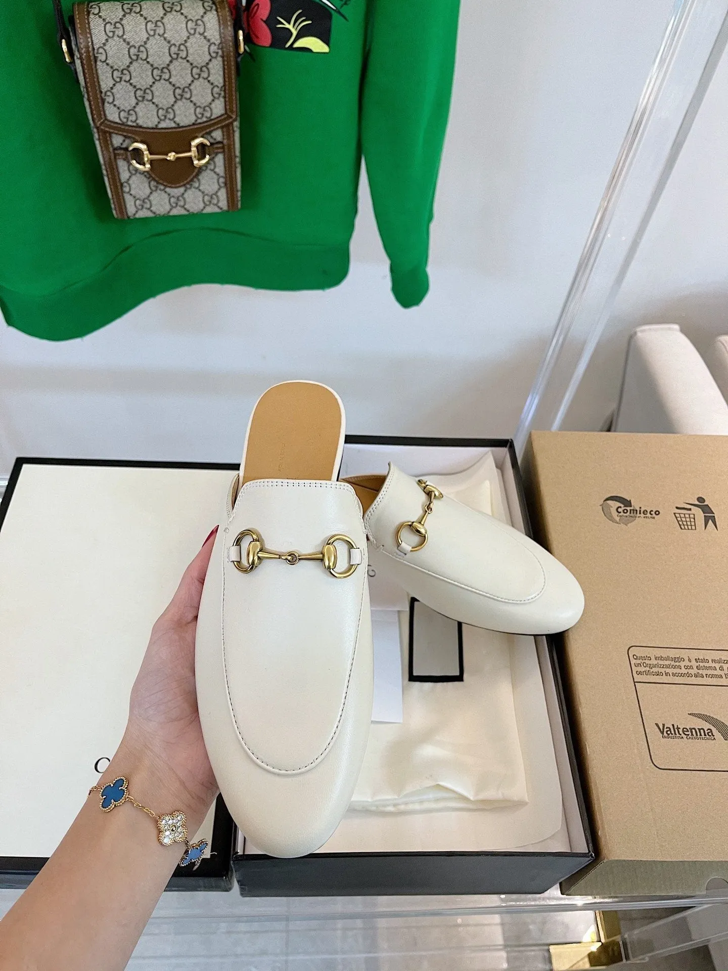 WHITE GG SLIPPER Best value Gucci MULES Secure shipping